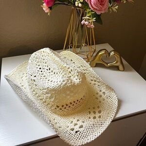 Wyeth Cream Crochet Women's Cowboy Hat